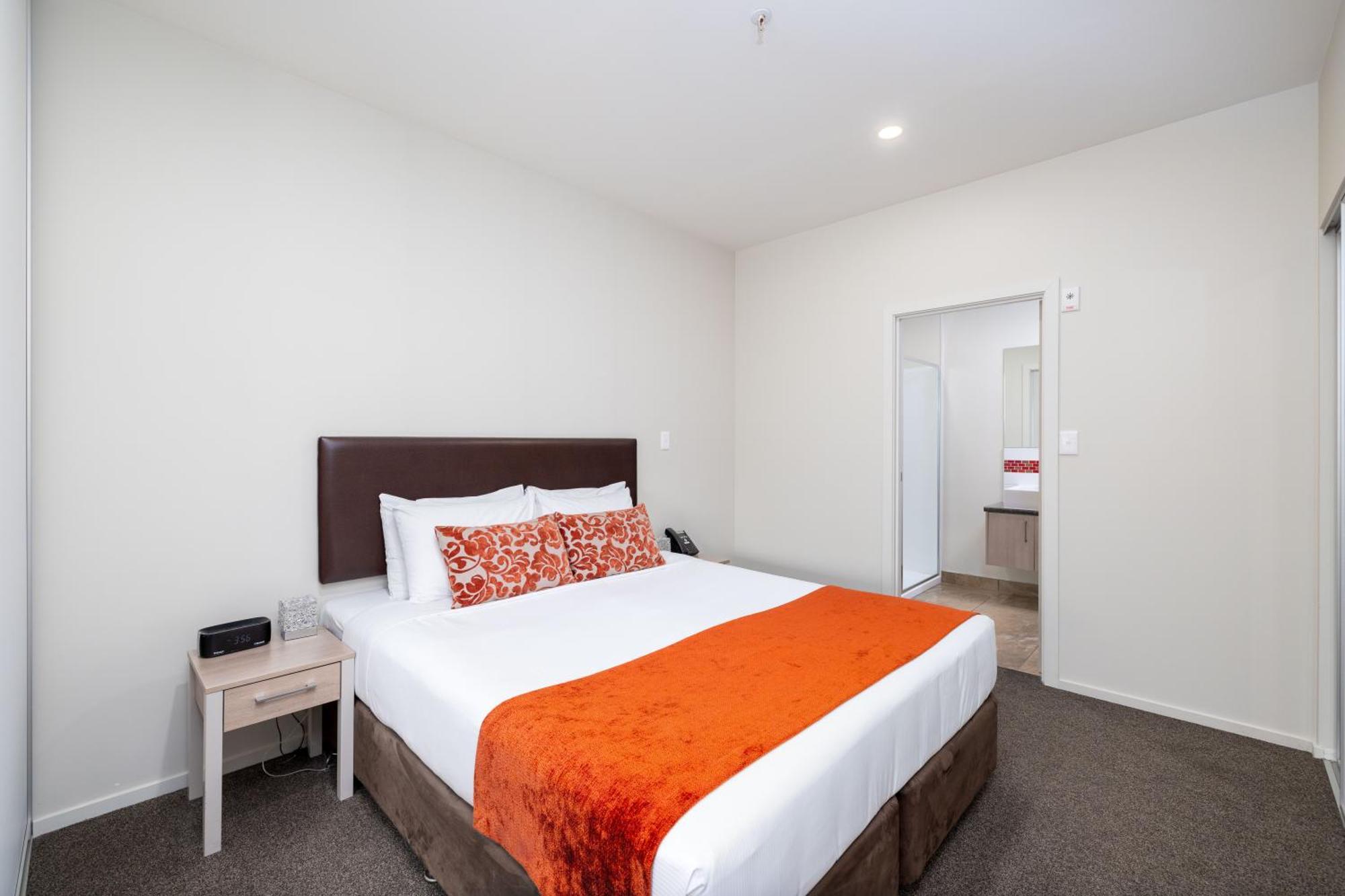 Ramada Suites By Wyndham Christchurch City Kültér fotó