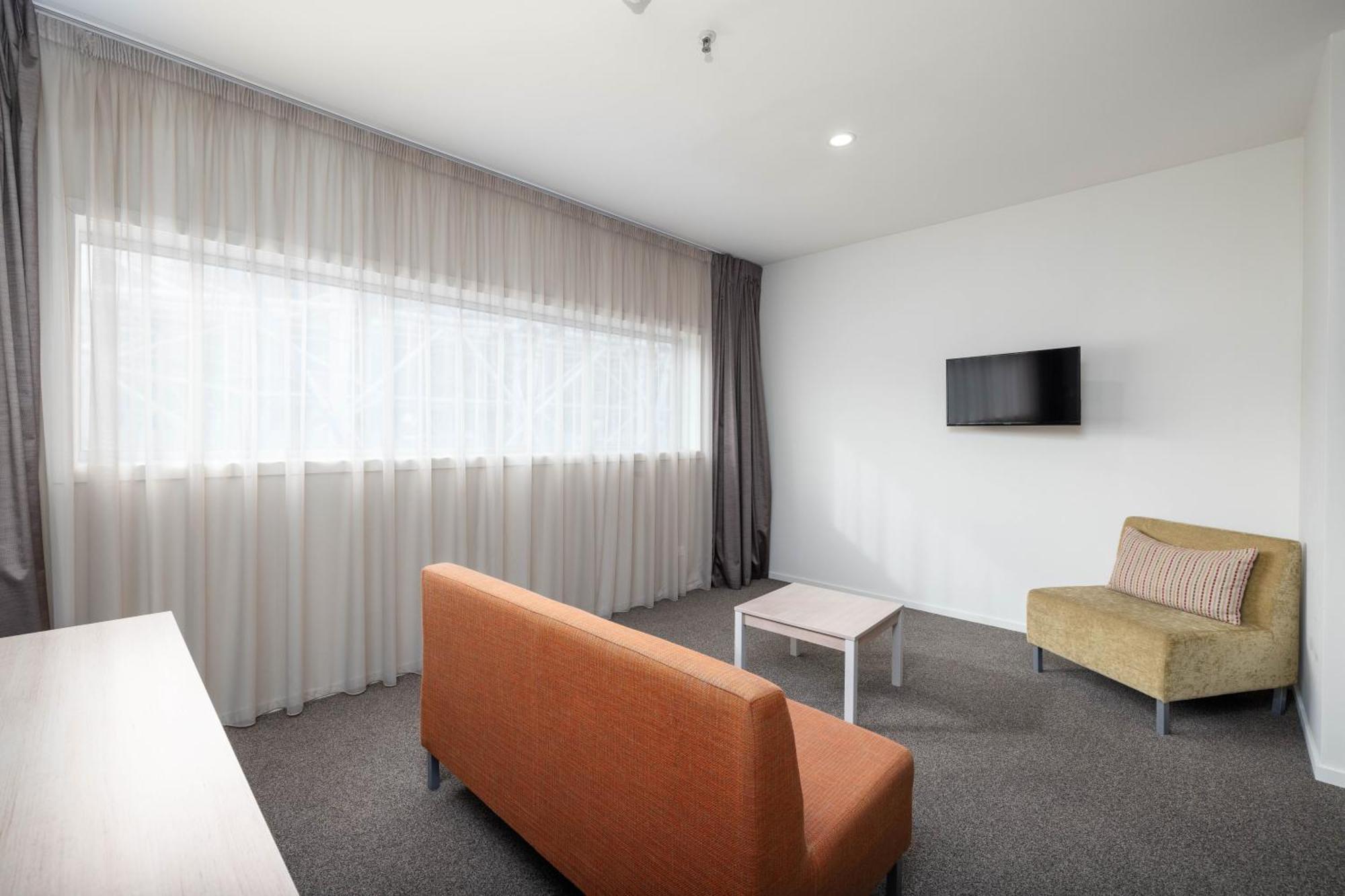 Ramada Suites By Wyndham Christchurch City Kültér fotó