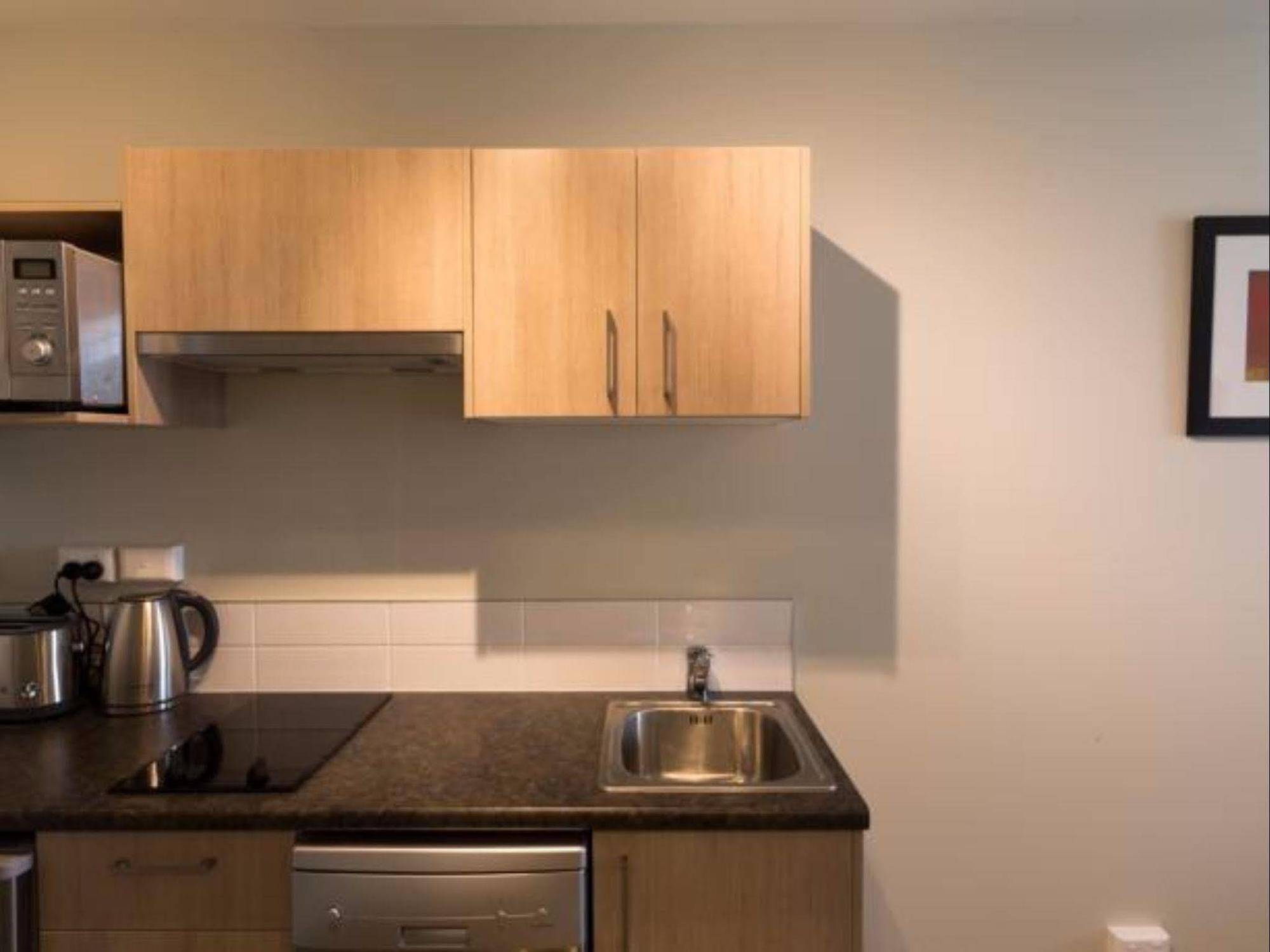 Ramada Suites By Wyndham Christchurch City Kültér fotó