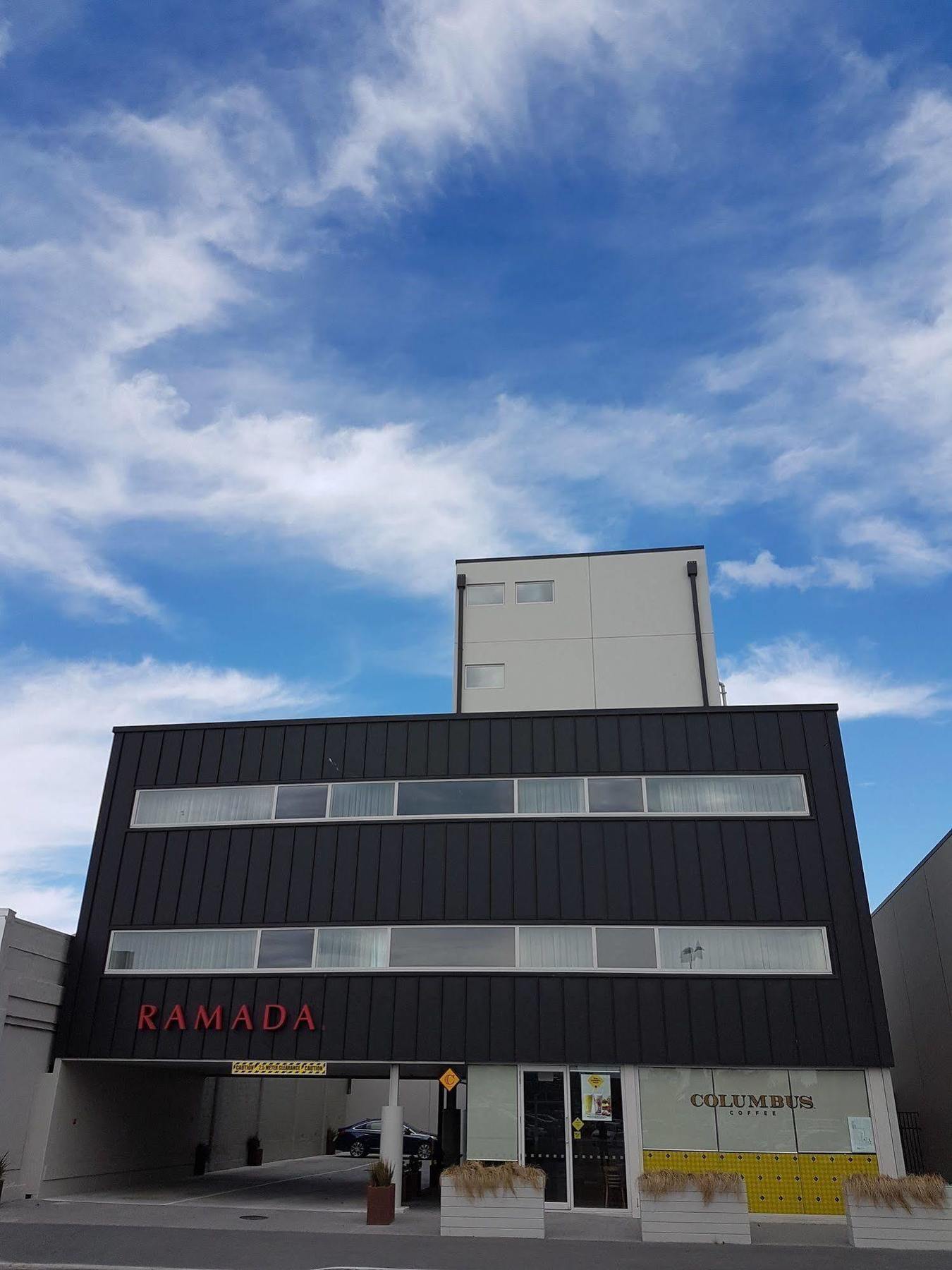Ramada Suites By Wyndham Christchurch City Kültér fotó