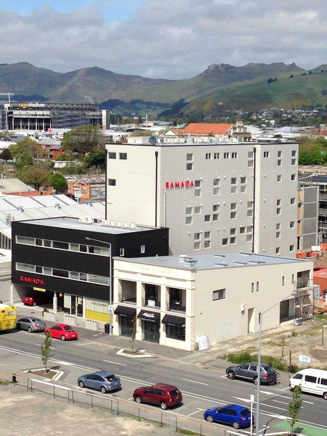 Ramada Suites By Wyndham Christchurch City Kültér fotó