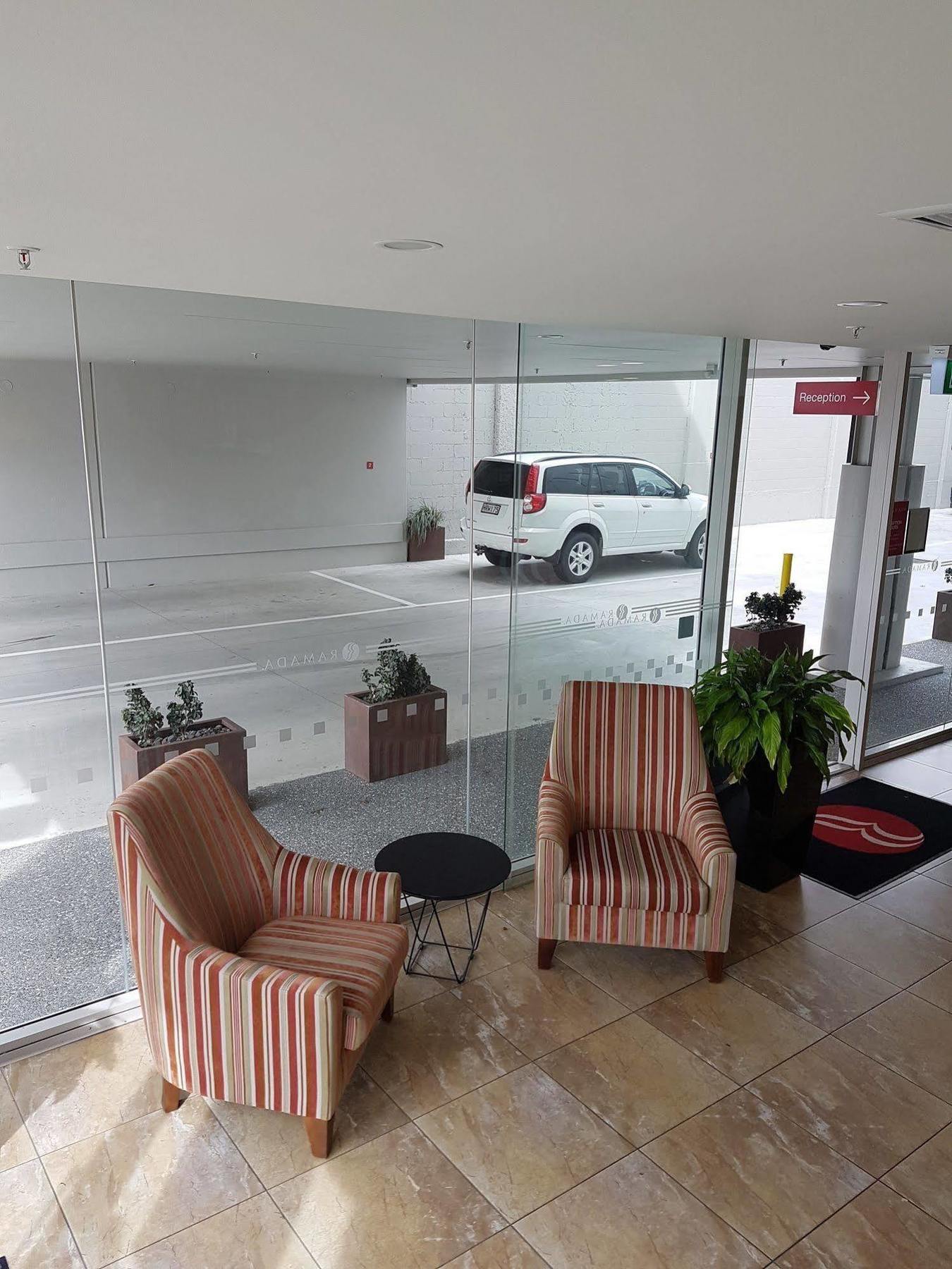Ramada Suites By Wyndham Christchurch City Kültér fotó