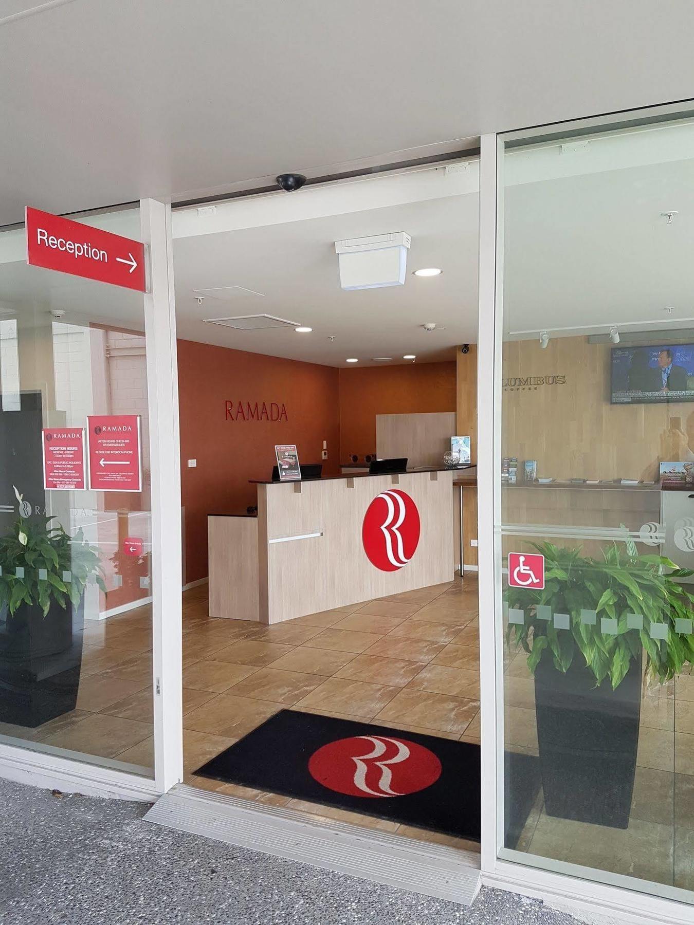 Ramada Suites By Wyndham Christchurch City Kültér fotó